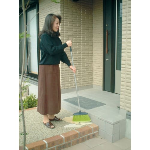 Yatsuya e-Green Broom with Long Handle 21505