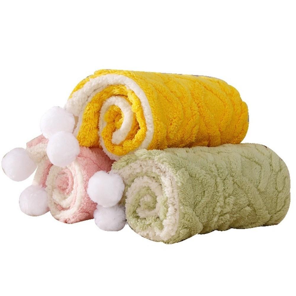 Minimalist Thickened Plush Pet Blanket Vertical Jacquard Solid Color Pet Warm Quilt Fluffy Soft Fleece Blanket for Cats and Dogs