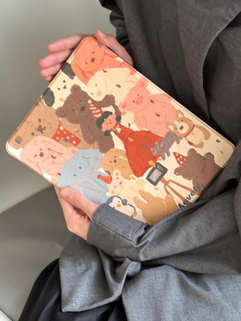 Rotating iPad Pro 2021 Case - Cute Cartoon Doll Design for Little Girls