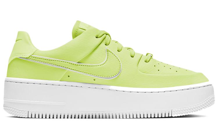 Nike Air Force 1 Sage Low Barely Volt Donna CJ1642-700