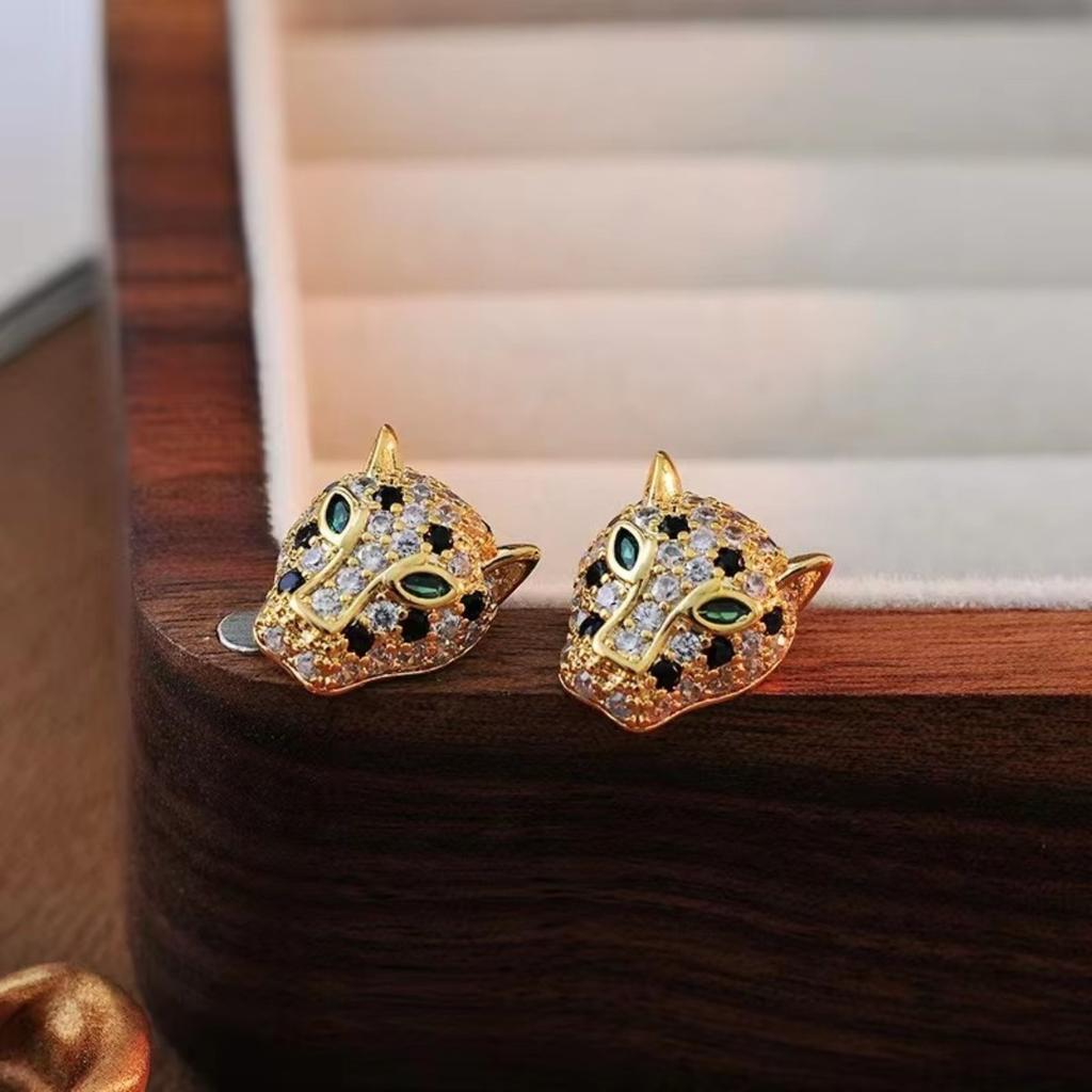 Luxury Leopard Stud Earrings with Green Eyes - Glittering Animal Design, 18K Golden Plated, Stainless Steel Posts, Perfect for Evening Parties & Banqu