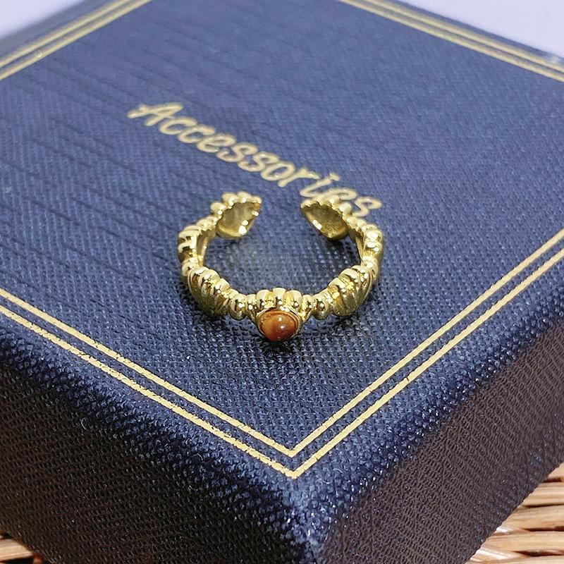 Medieval Imitation Tiger'S Eye Stone Flower Personalized Retro Opening Ring Niche High-End Light Luxury Personalized Ring Woman