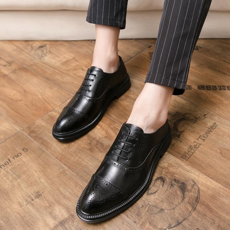 Casual leather shoes men's British pointed business dress to work groom wedding nightclub hairstylist black Korean version men's shoes