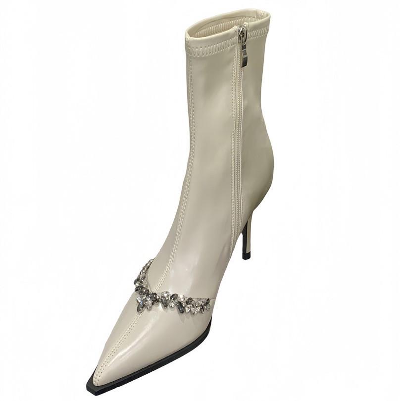 2025 New Spring and Autumn Small Fragrant Wind Pointed Head High-end Women's Short Boots Rhinestone Side Pull Show Thin Boots Temperament High Heel