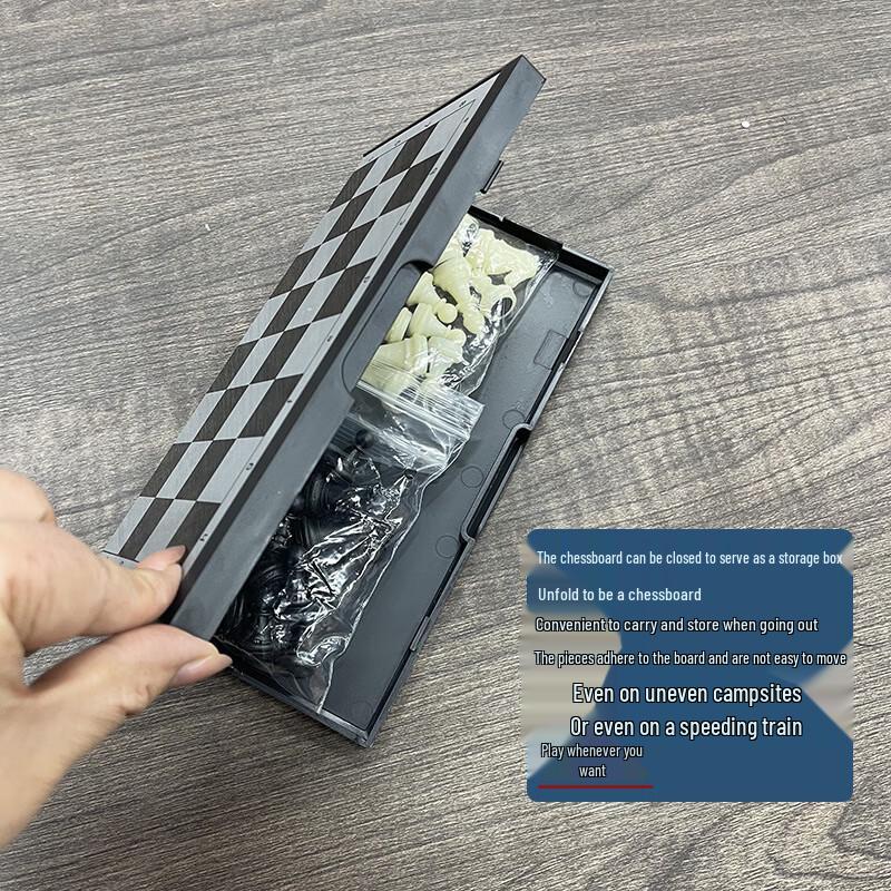 Brangdy Magnetic Portable International Chess Set