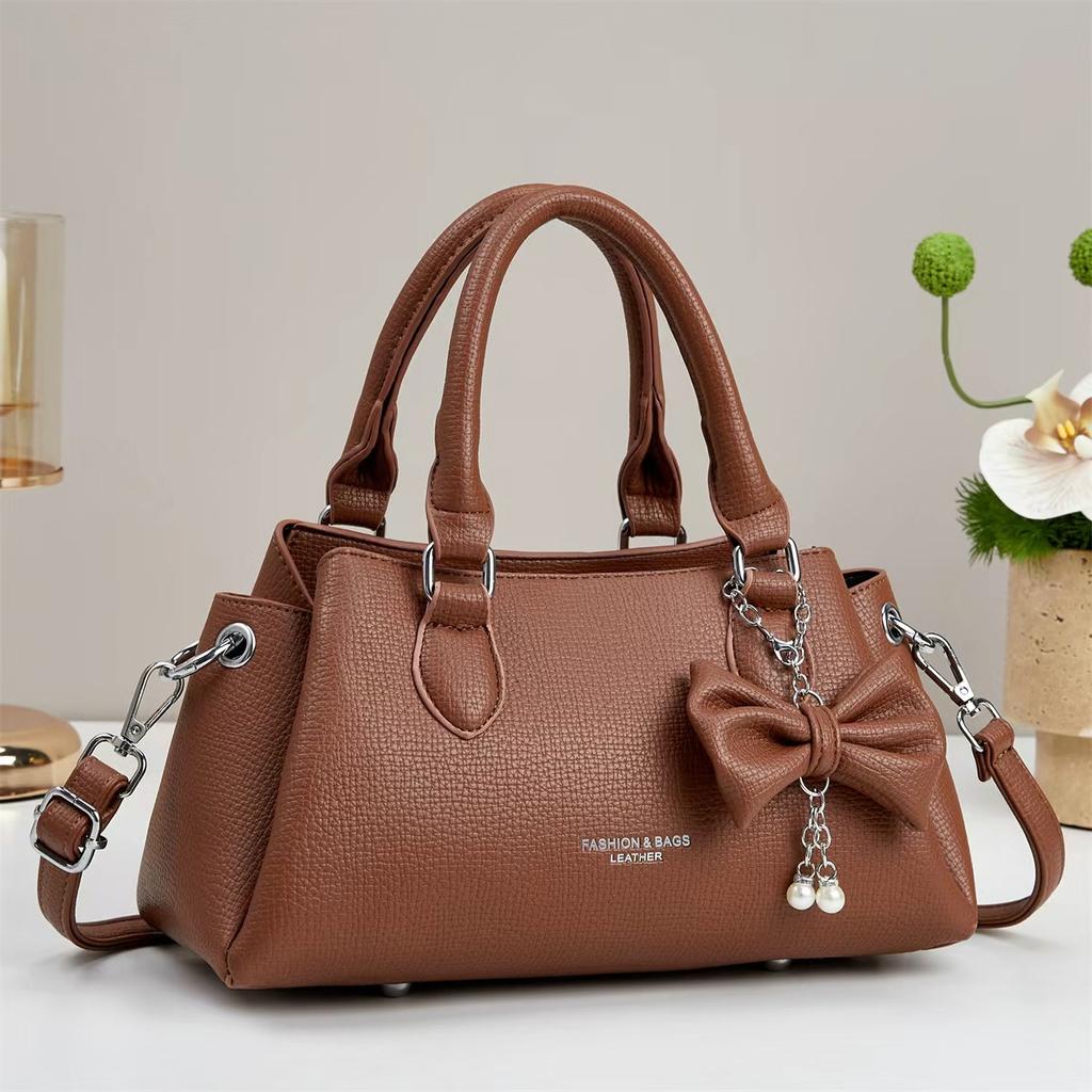 Sensitive lychee pattern Korean fashion shoulder bag large capacity multi-layer butterfly pendant commuter versatile messenger bag