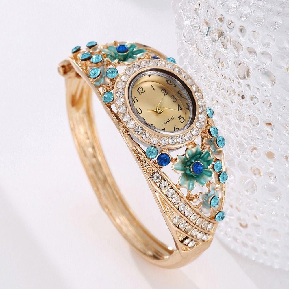 Quartz Movement Rhinestone Dress Watch Round Dial Quartz Bracelet Wristwatch Daily Use