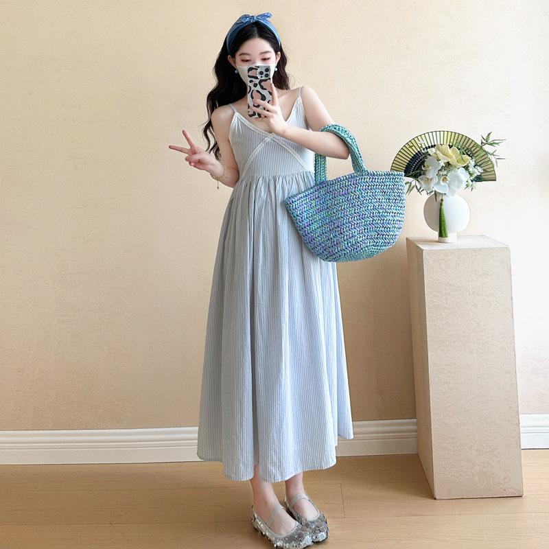 2025 Spring Maternity Lace V-Neck Dress & Knit Cardigan