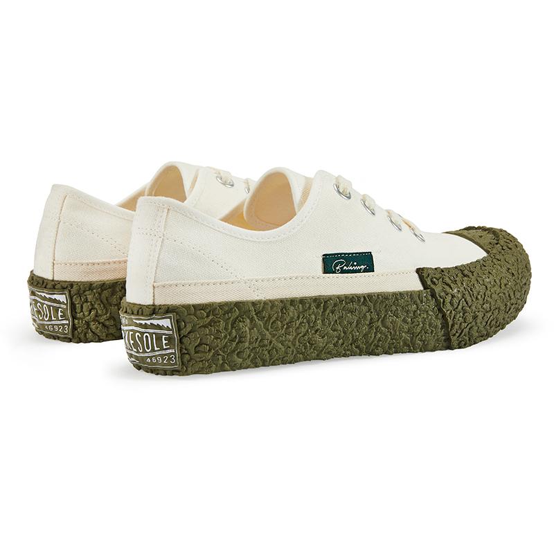 Bake-Sole Crust Crust Crumb White_Basil