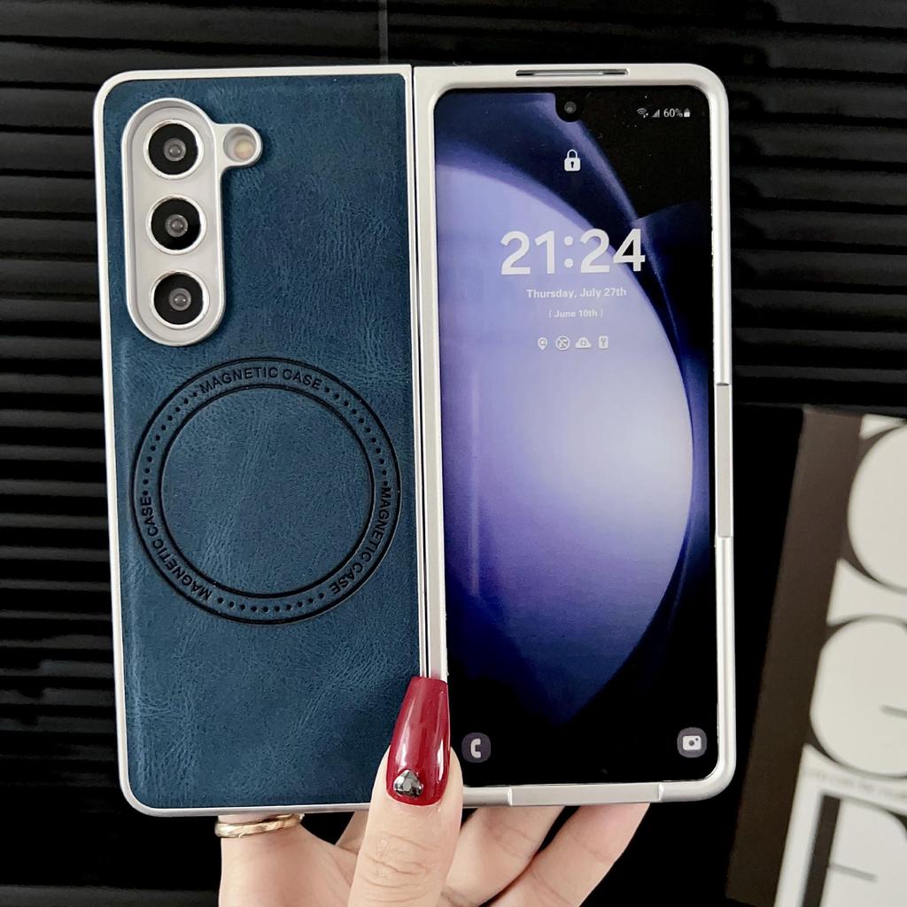 Retro Leather Grain Magnetic Case for Samsung Galaxy Z Fold5/4/3 - Drop-proof & Foldable