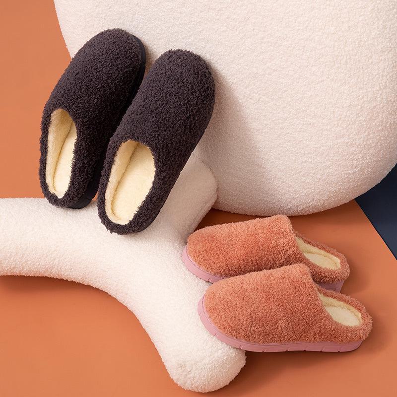 Men's and Women's Non-Slip Plush Cotton Indoor Slippers: Warm, Soft Winter Shoes for Home.