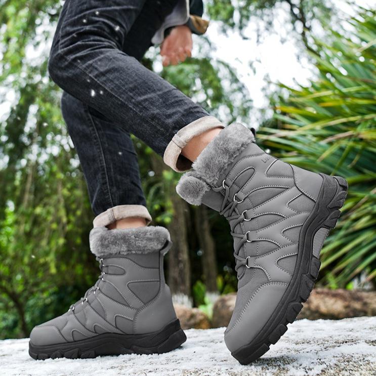 Winter High Top Men's Cotton Shoes with Thickened Fleece for Warmth Men's Snow Boots Trendy Large Size Men's Shoes
