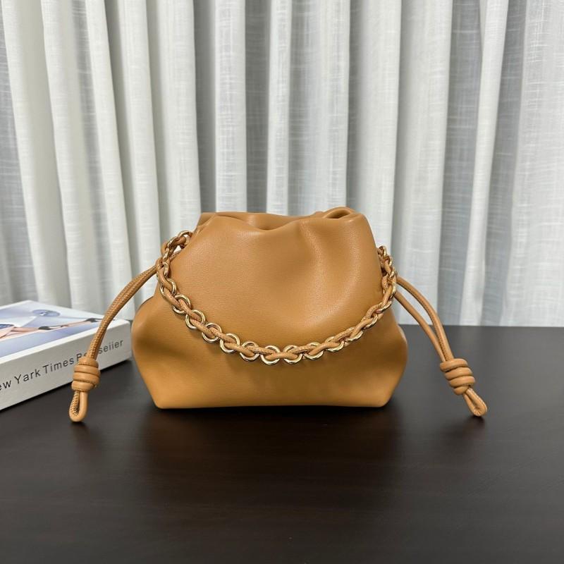 Sac Seau à Bandoulière Chaîne Unique pour Femme de Bureau Design Polyvalent Multifonctionnel Sac Bandoulière Décontracté en Cuir Refendu 23x17x5.5cm marron