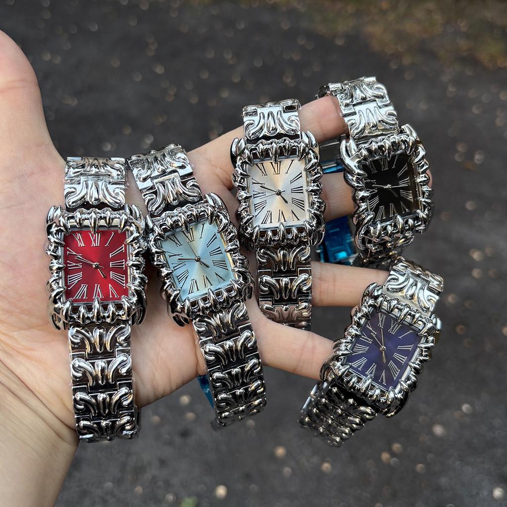 Red Demon Claw Retro Style Top Unique Square Y2k Design Quartz Watches Men Alabaster Industries Devil Creative Watch Male Clock