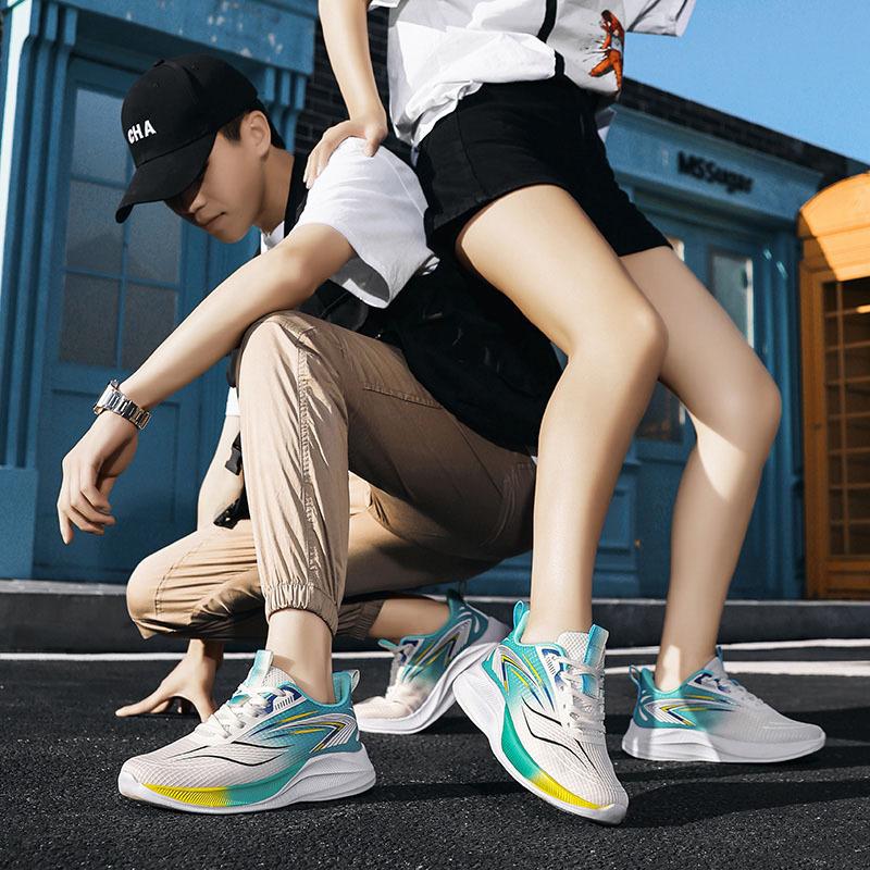 New Running Shoes Men and Women Couples Mesh Breathable Fly-woven Shoes Lightweight Shock Absorption Non-slip Fashion Casual Jogging Shoes