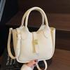 Summer Leisure, High-end Sense, Fashion Temperament, Portable Bucket Bag, Women's Versatile Lychee Pattern Texture, Light Luxury Messenger Bag