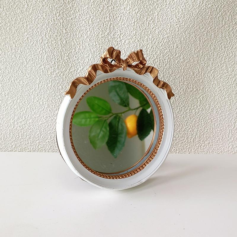 

1 шт. Ежедневная организация и декор Зеркальный поднос Миниатюрный декоративный поднос для мелочей Подарок и Универсальный акцент 10,5x12 см 10x11