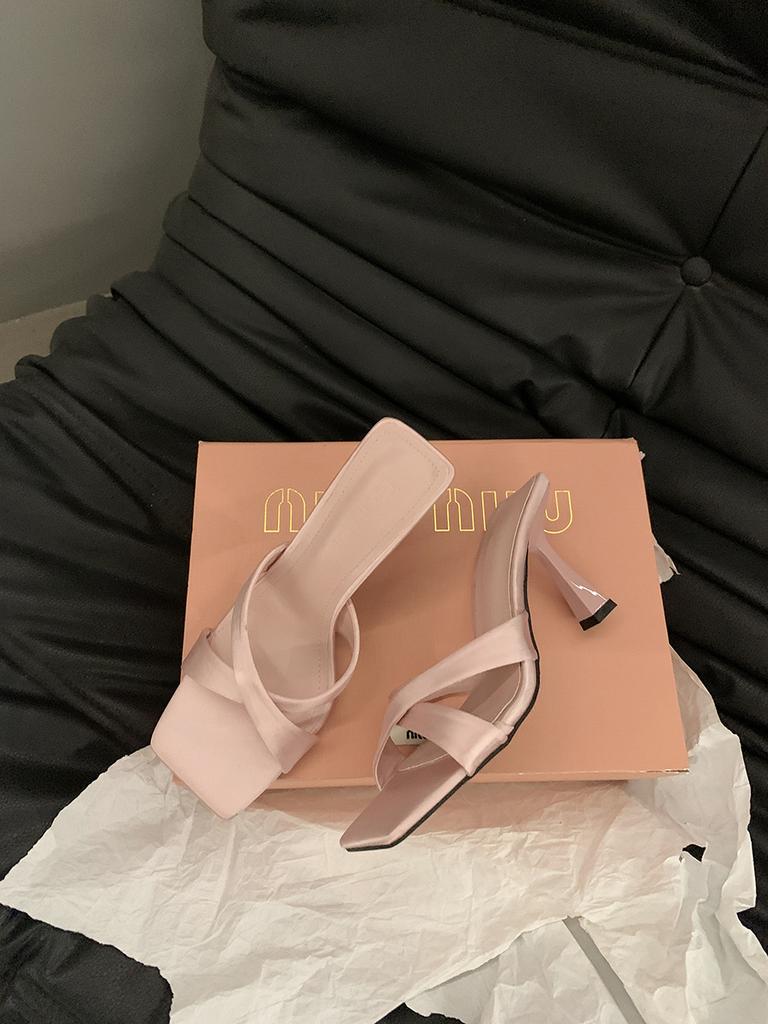 2025 sexy outer wear high-heeled women's sandals summer new square head open-toed cross word with temperament versatile slippers