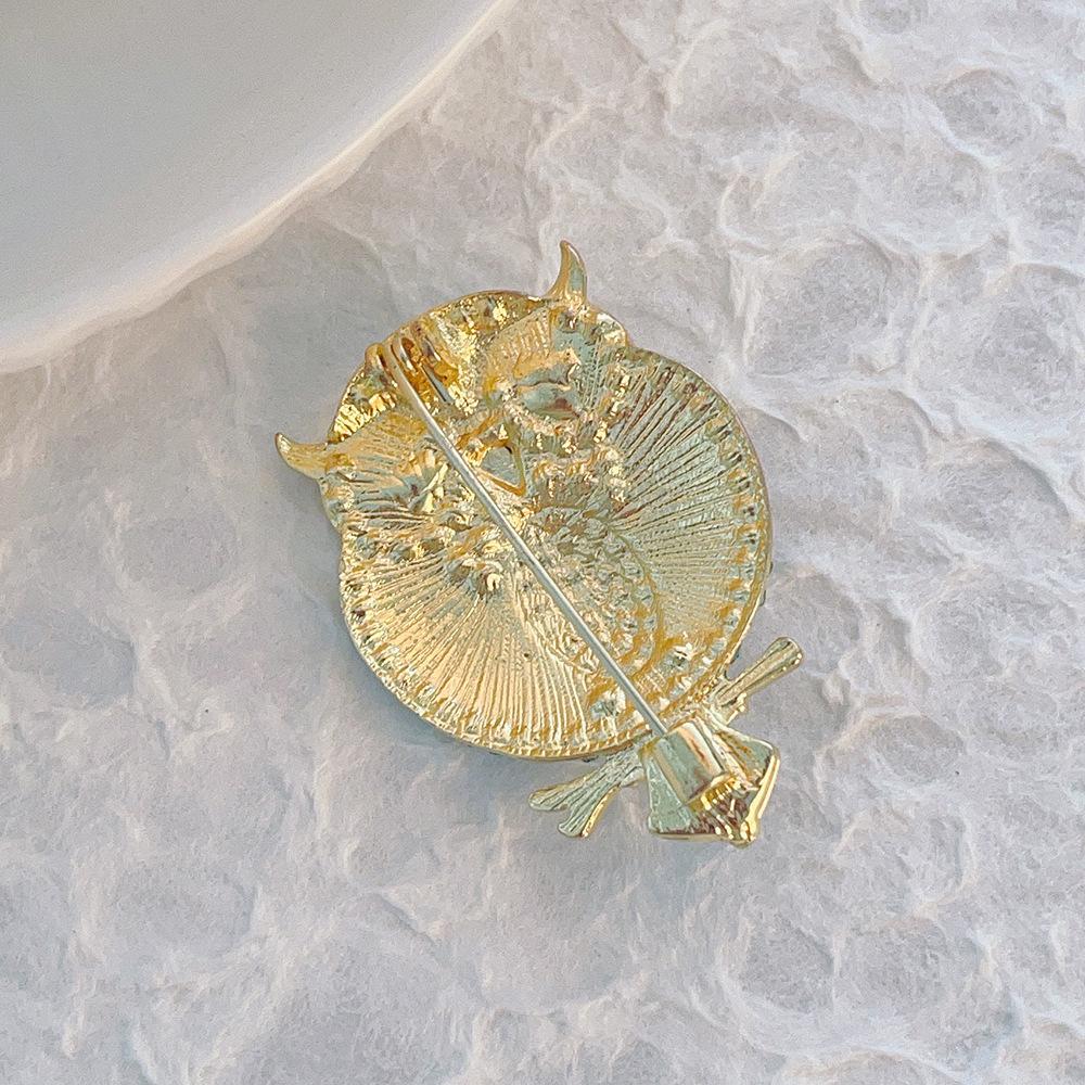 European and American New Cute Owl Animal Brooch, Versatile Decorative Fashion Corsage Brooch