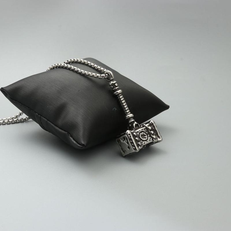 Necklace Men'S Personality Stainless Steel Domineering Retro Fashion Titanium Steel Thor Hammer Pendant Pendant Accessories Necklace