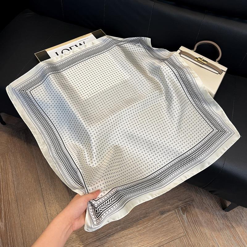 New silk scarf women's fashion versatile high-end small square scarf Korean version neck protection scarf spring and autumn retro scarf binding bag