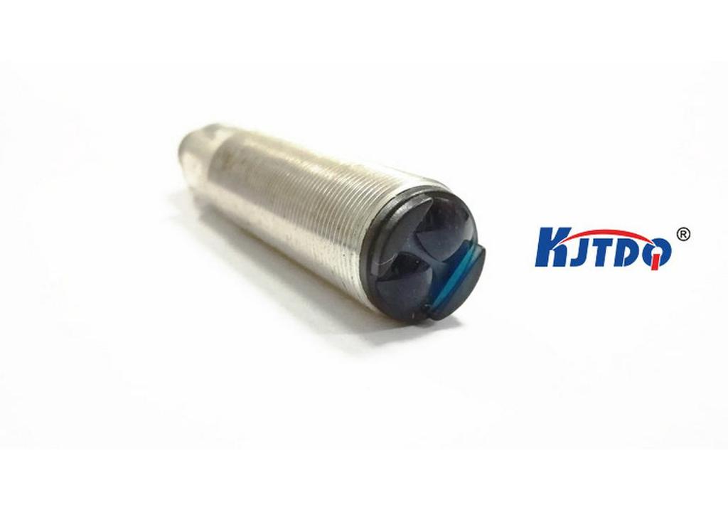 KJTDQ M18 Photoelectric Sensor with Aviation Connector