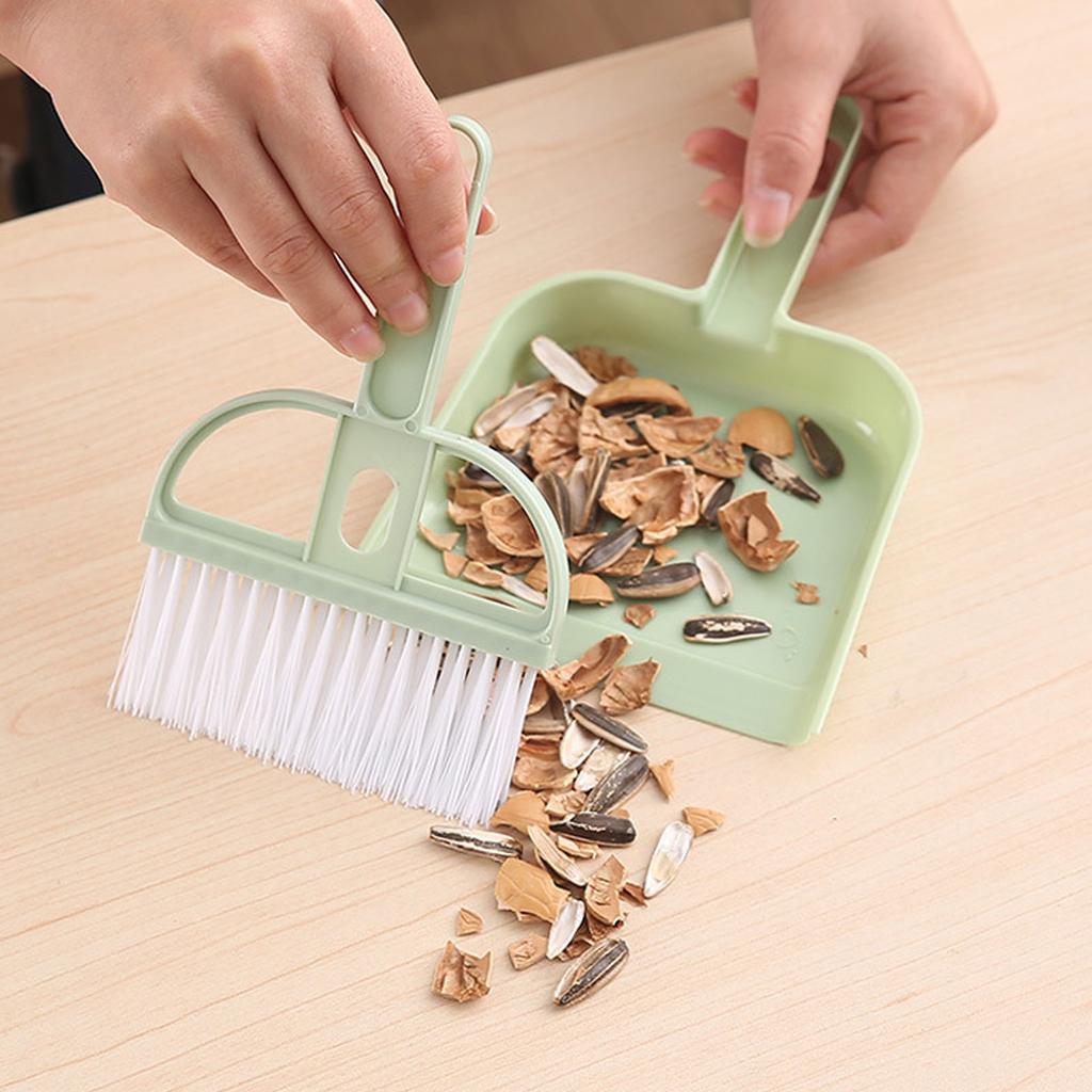 Plastic Mini Desktop Sweep Cleaning Brush Small Broom Dustpan Set Desktop Cleaning Set Nordic Green