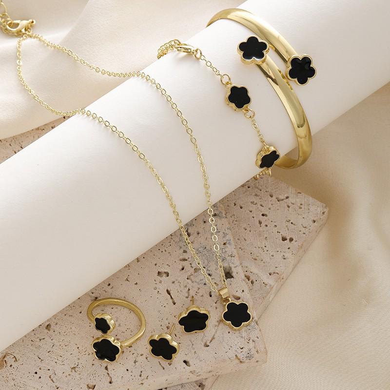 Womens' Five-Leaf Clover Jewelry Set: Versatile 5-Piece Set with Lucky Flower Necklace, Earrings, and Hand Jewelry