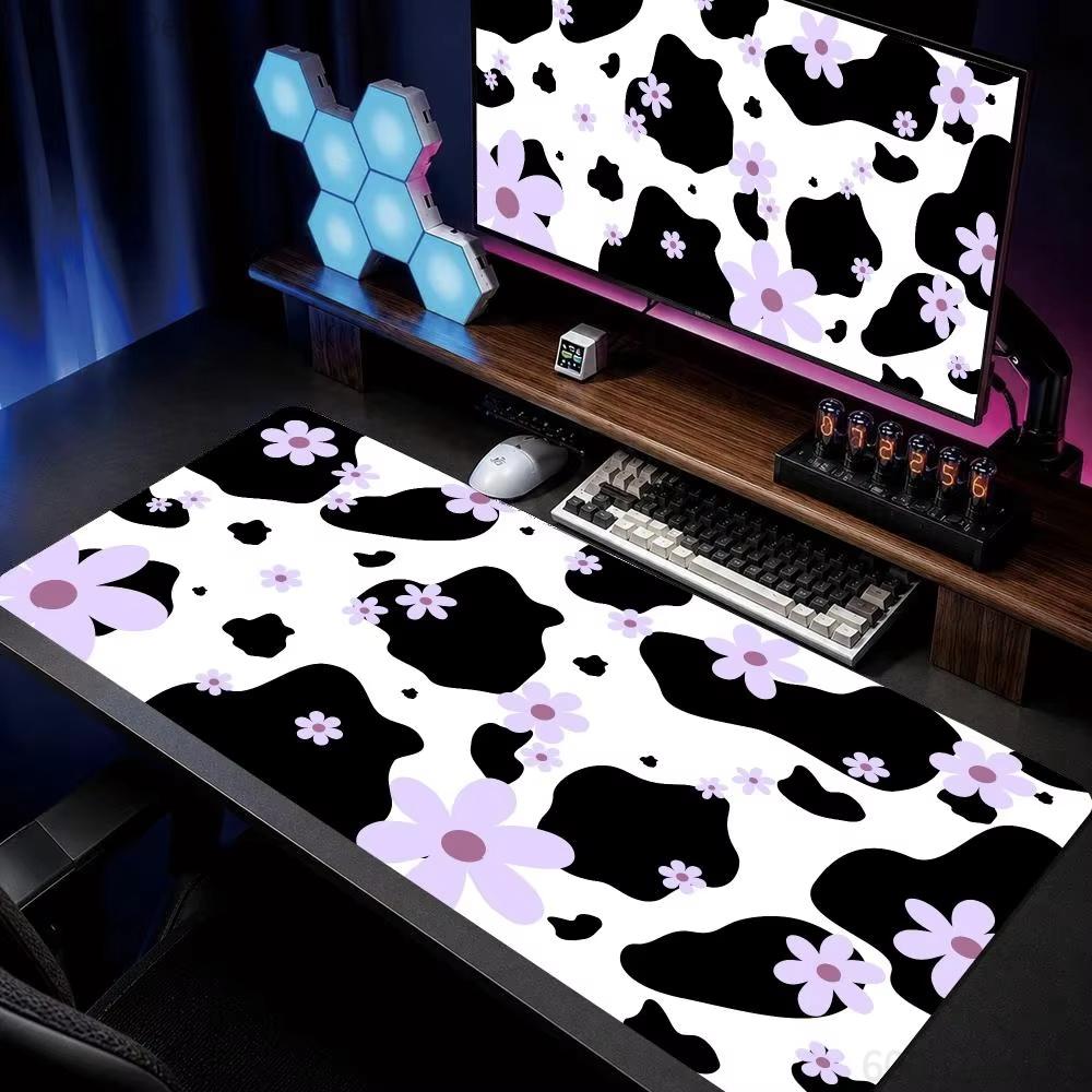 Purple Daisy Large Gaming Mouse Pad Cute Non-Slip Rubber Keyboard Pads Gamer Girls Aesthetic Office Desktop Decor Long Mousepad