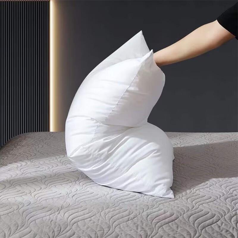 Almofada de Veludo Plover Hotel