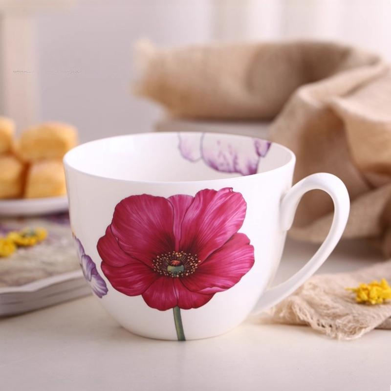 600ml Tasse aus Knochenporzellan mit großem Fassungsvermögen - Blumige Keramiktasse für Milch, Haferbrei, Frühstück, ofen-, mikrowellen- und spülmaschinengeeignet