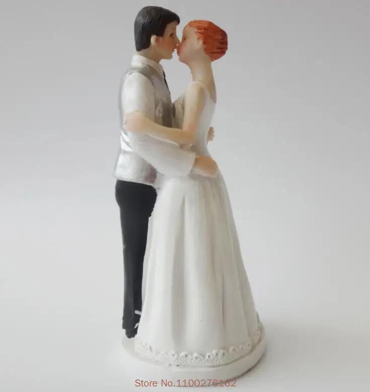 Funny Wedding Cake Toppers Dolls Romantic Bride And Groom Figurines Stand Topper Decoration Supplies Marry Resin Figurine