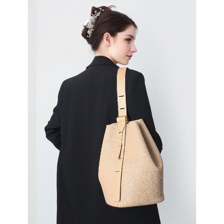 Women's Bag Korean Style Lazy Chic High-end Large Capacity Spring Summer New Genuine Leather Bucket Bag Commuter Crossbody Tote Bag