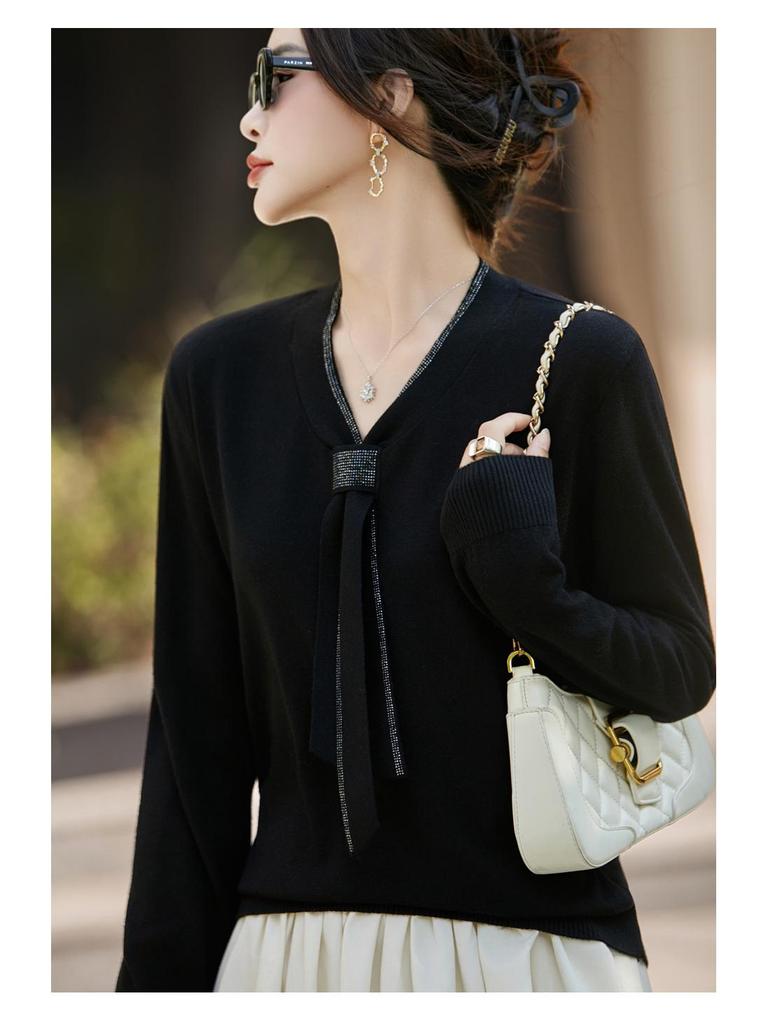 Women's Plus Size Rhinestone V-neck Knit Sweater - Autumn Fashion Long Sleeve Top