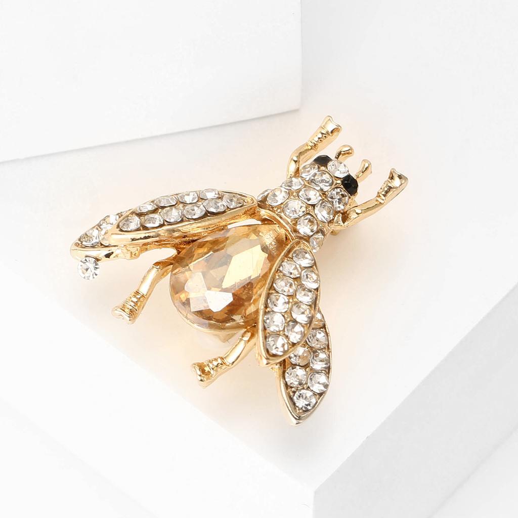 Cute Versatile Alloy Rhinestone Bee Brooch Fashion Creative Women'S Suit Cardigan Corsage Accessories Pin