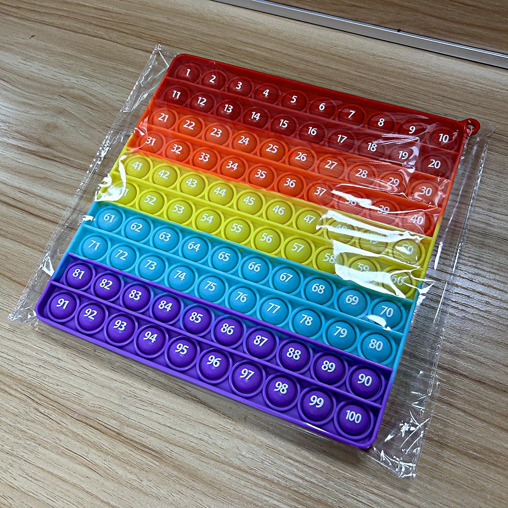 20 cm/7,9 palce 1~100 čísel velké popové matematické hračky, čtvercové barevné stlačovací bublinkové hračky pro vzdělávání
