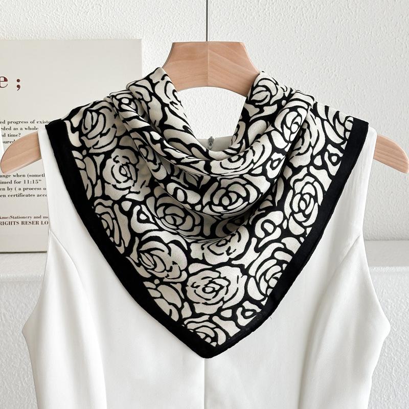 Chessboard Plaid 71CM Cotton and Linen Silk Scarf Small Square Scarf Women's Spring and Autumn Summer Thin Scarf Scarf Linen Headscarf Belt