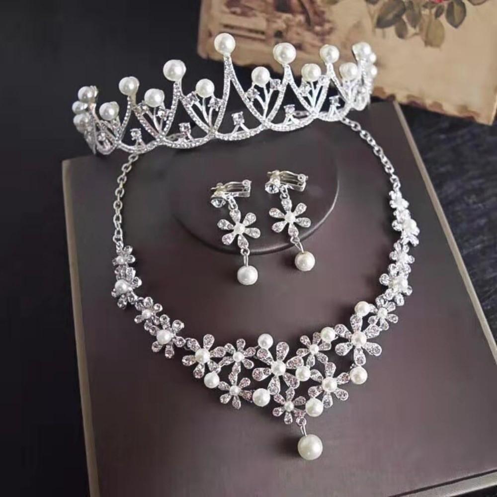 Sparkling Rhinestone Jewelry Set Vintage Flower Necklace Pearl Necklace Ears  Women Gifts