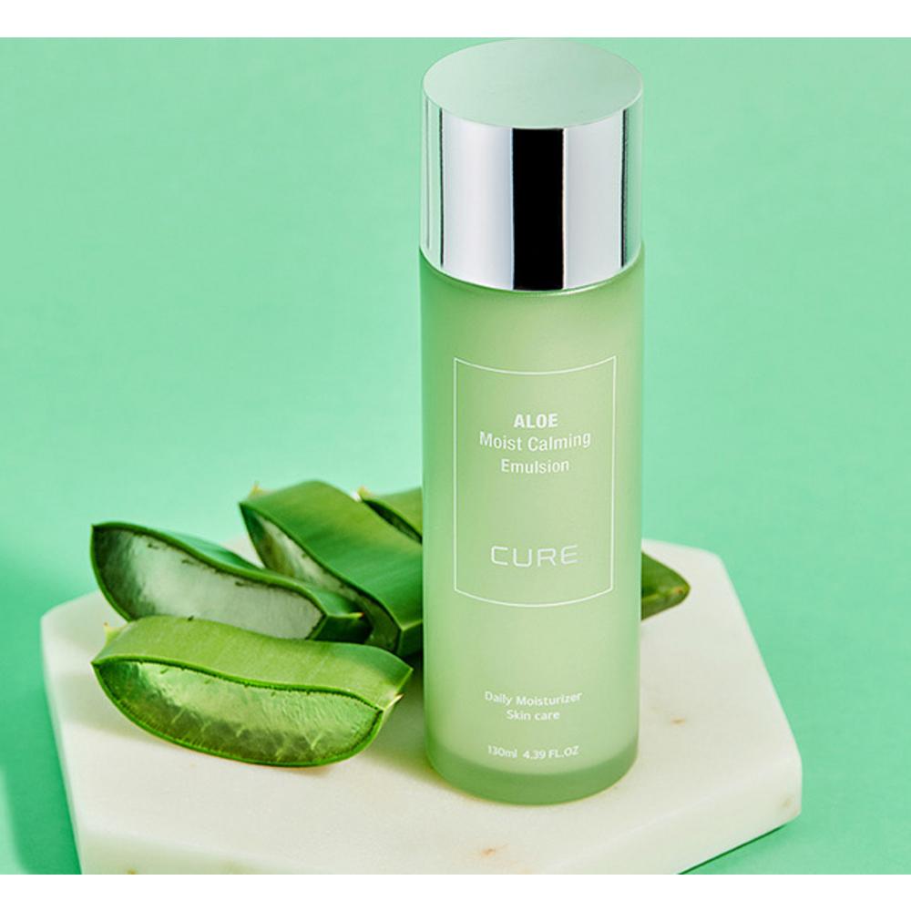 Kim Jeong-moon Aloe Feuchtigkeitsspendender Beruhigender Toner + Emulsion 130ml 2St. + 2x Creme 3,5g + Reinigungsmittel 2ml 3St.