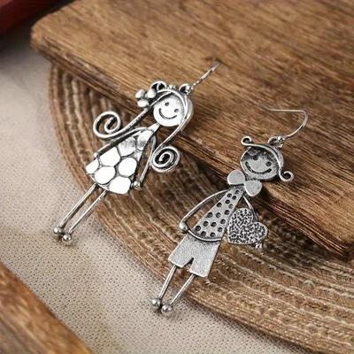 Creative Retro Minimalist Couple Character Metal Pendant Earrings For Women'S Daily Minimalist Earrings
