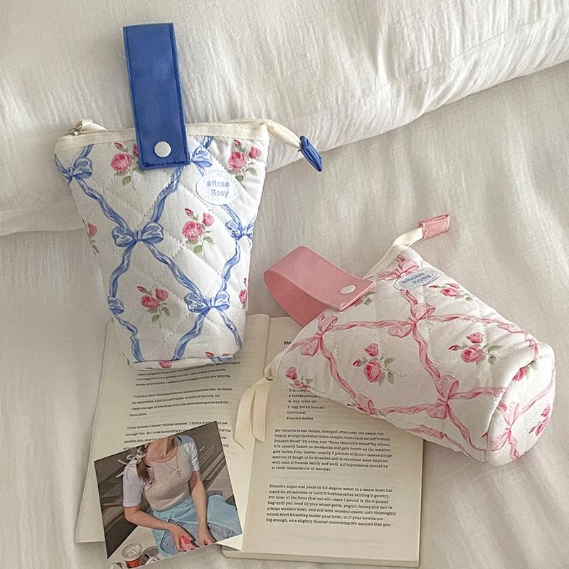 Schleife Blume Stehendes Mäppchen Große Kapazität Stifthalter Tragbares Bleistiftetui Ästhetischer Bleistifthalter Schreibwarenzubehör