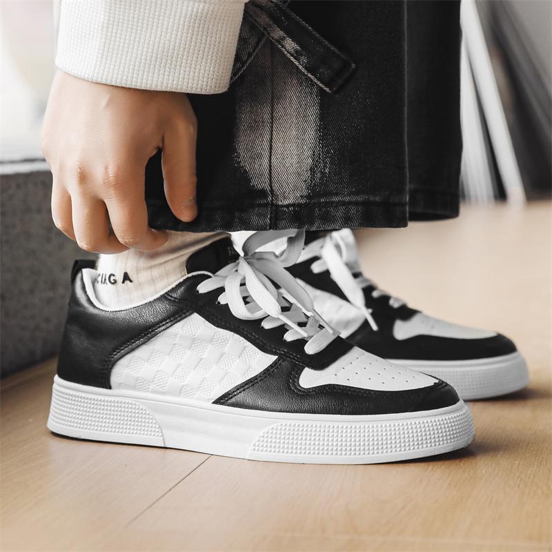 Men's casual shoes four seasons new thick soles anti slip breathable shoes fashion soft soles student outdoor slow walking shoes