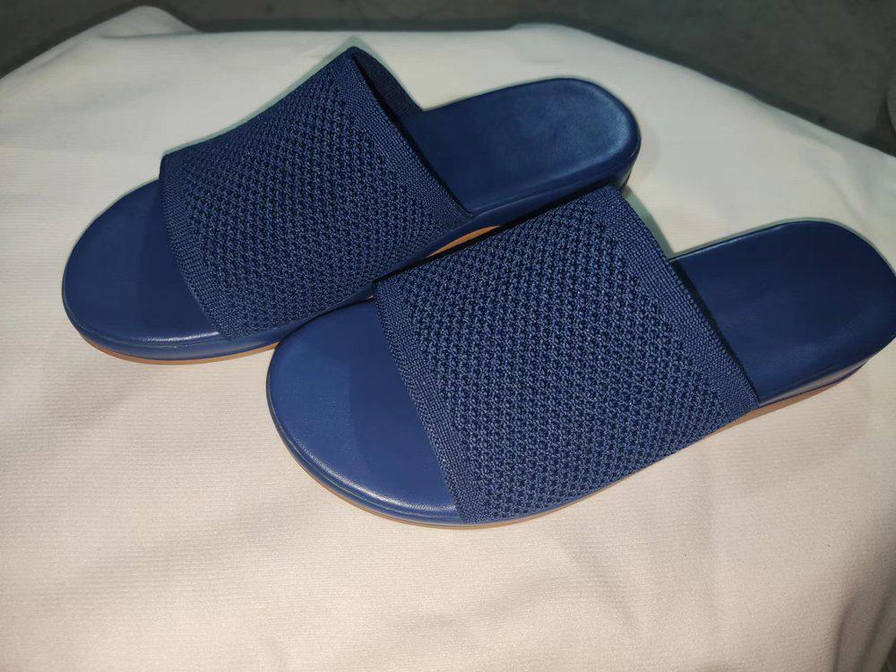 Women's Thick-Soled Flyknit Platform Slippers with One-Strap and Polyurethane Sole