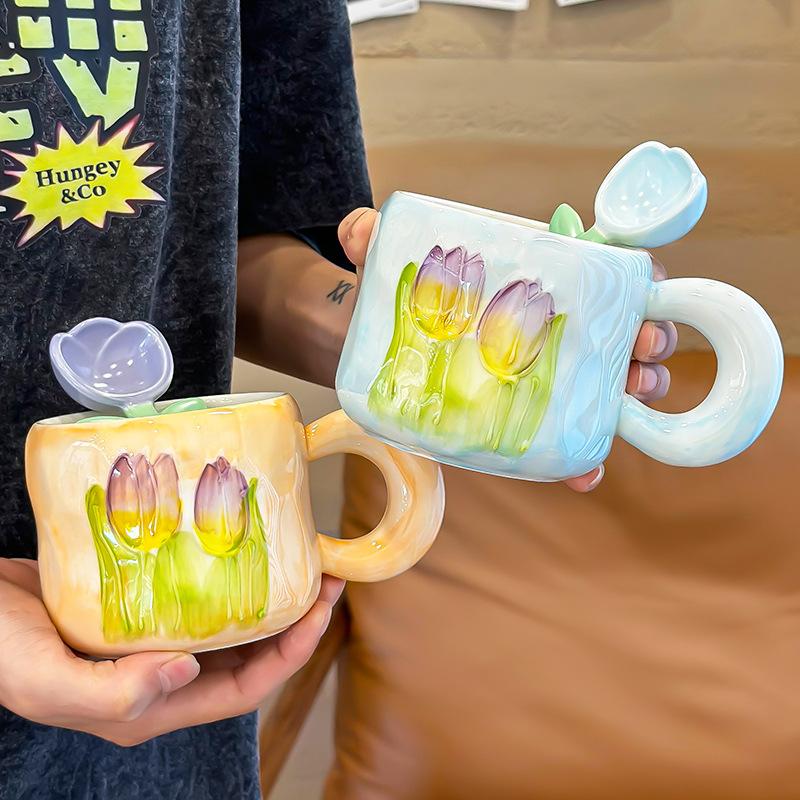 Tulip Cup for Girls with High-value Ceramic Mug with Lid Spoon Large Capacity Coffee Cup Souvenir