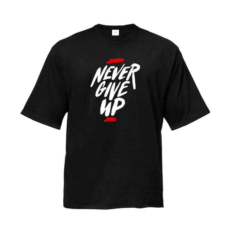 Muscleguys Never Give Up Printed Mens Loose Running T-shirt Summer Quick Dry Gym Fitness Clothing Bodybuilding Sports Half Sleeve T Shirt