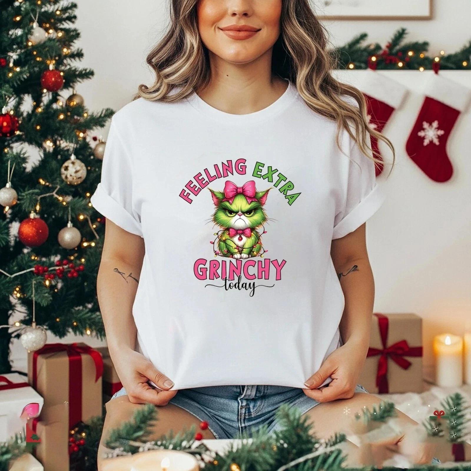 

Feeling Extra Grinchy Today Shirt, Grinch Mom Cat TShirt S-5XL Q8143 4XL