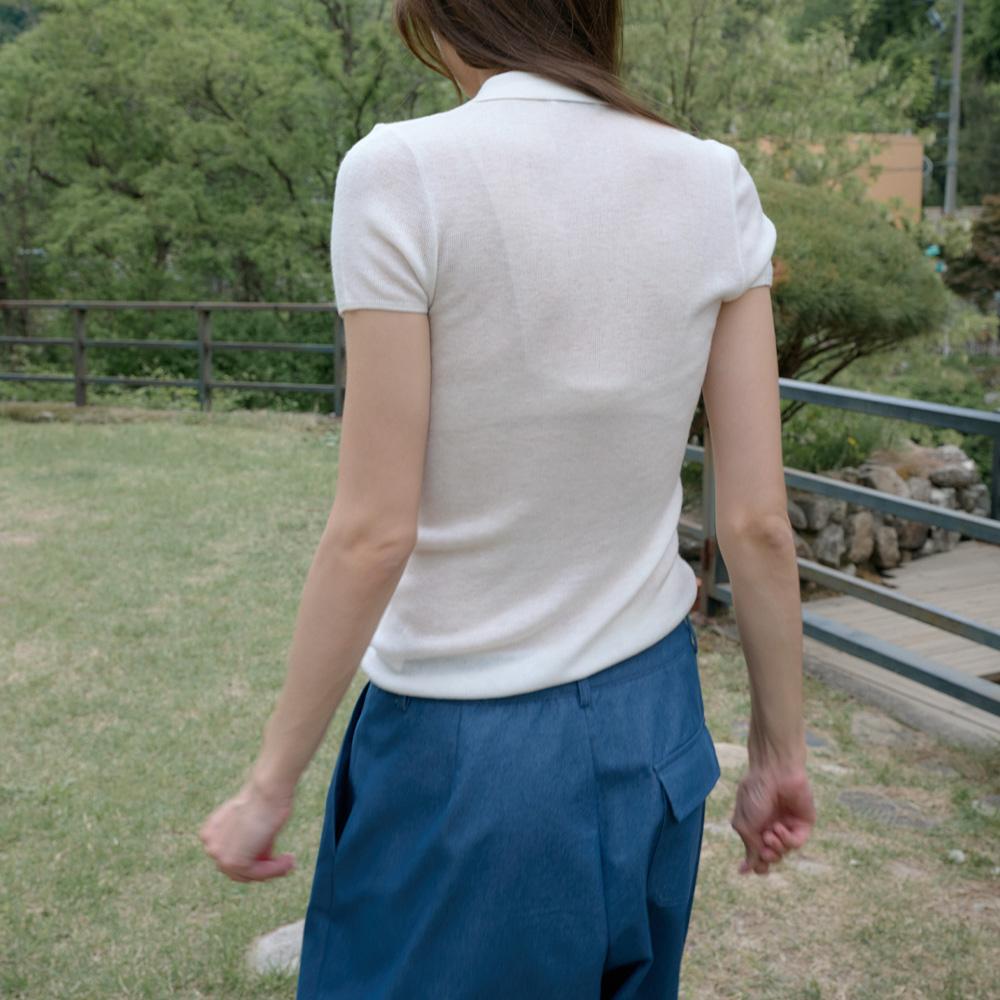 Elssibeui Cloud Collar Knit Top_Ivory