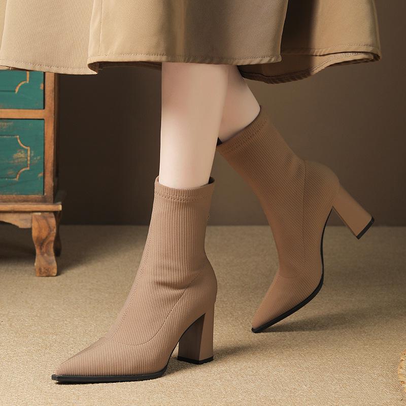 

Женские вязаные ботильоны-носки - Массивный каблук, Заостренный носок, Эластичные ботильоны - Осенняя коллекция 2024. 35 хаки