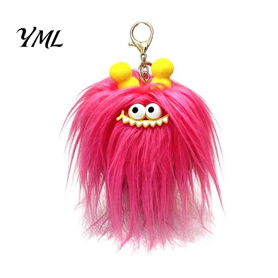 Small Plush Toy Long Haired Creature Keychain, Cartoon Plushie Bag Charm, Charm Furry Keyring Pendant for Backpacks Handbags Keys Stuffed Doll