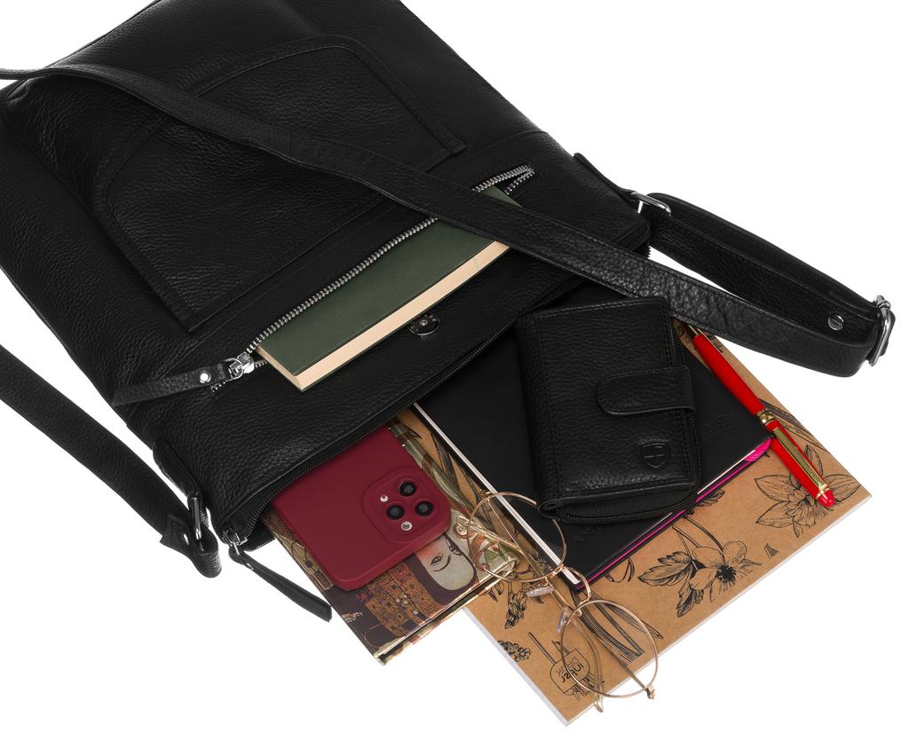 PTN D72-DS-5117 Black Leather Bag